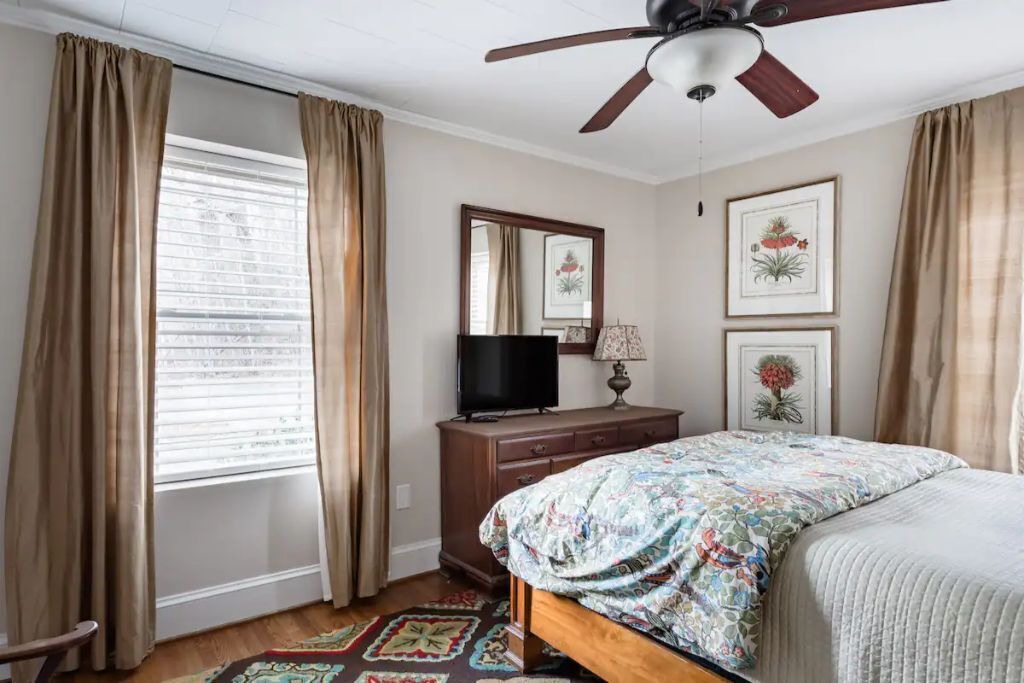 Photo of Bedroom in Rutherfordton