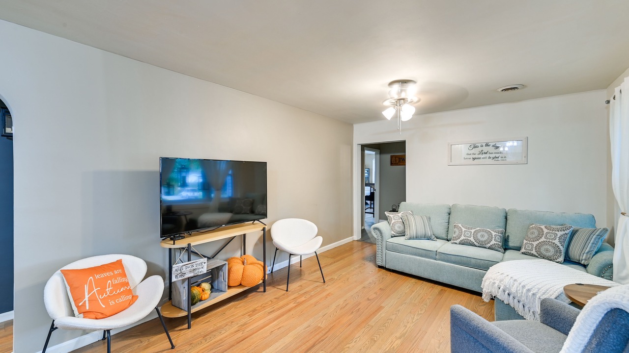 Photo of Bedroom in Crittenden