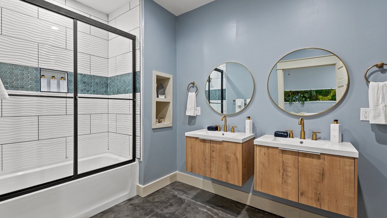 Photo of Bathroom in Stanton