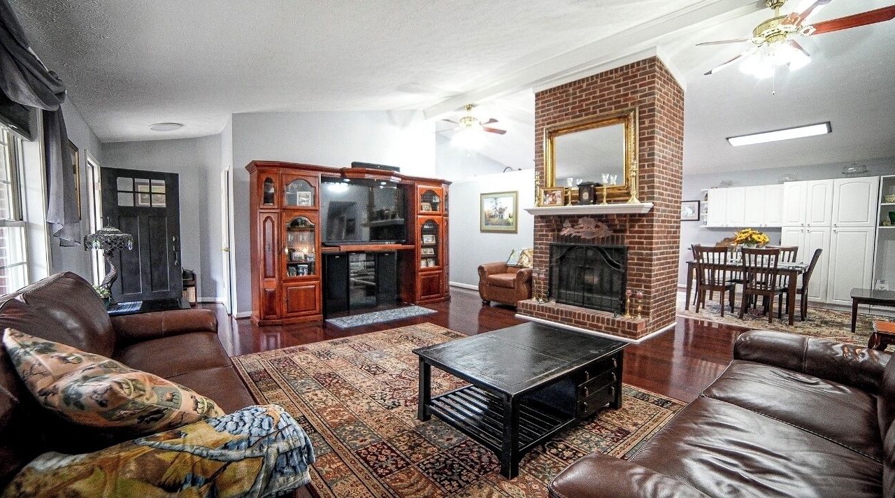 Photo of Livingroom in Pendleton