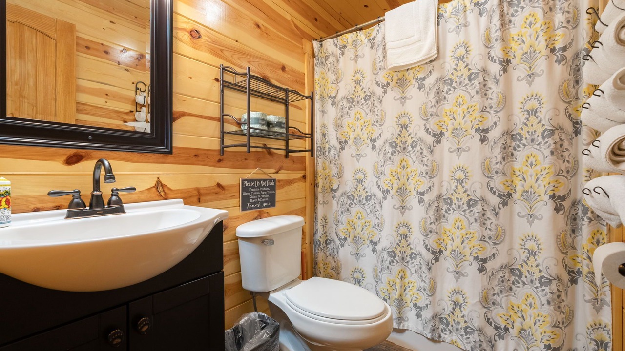 Photo of Bathroom in Frenchburg