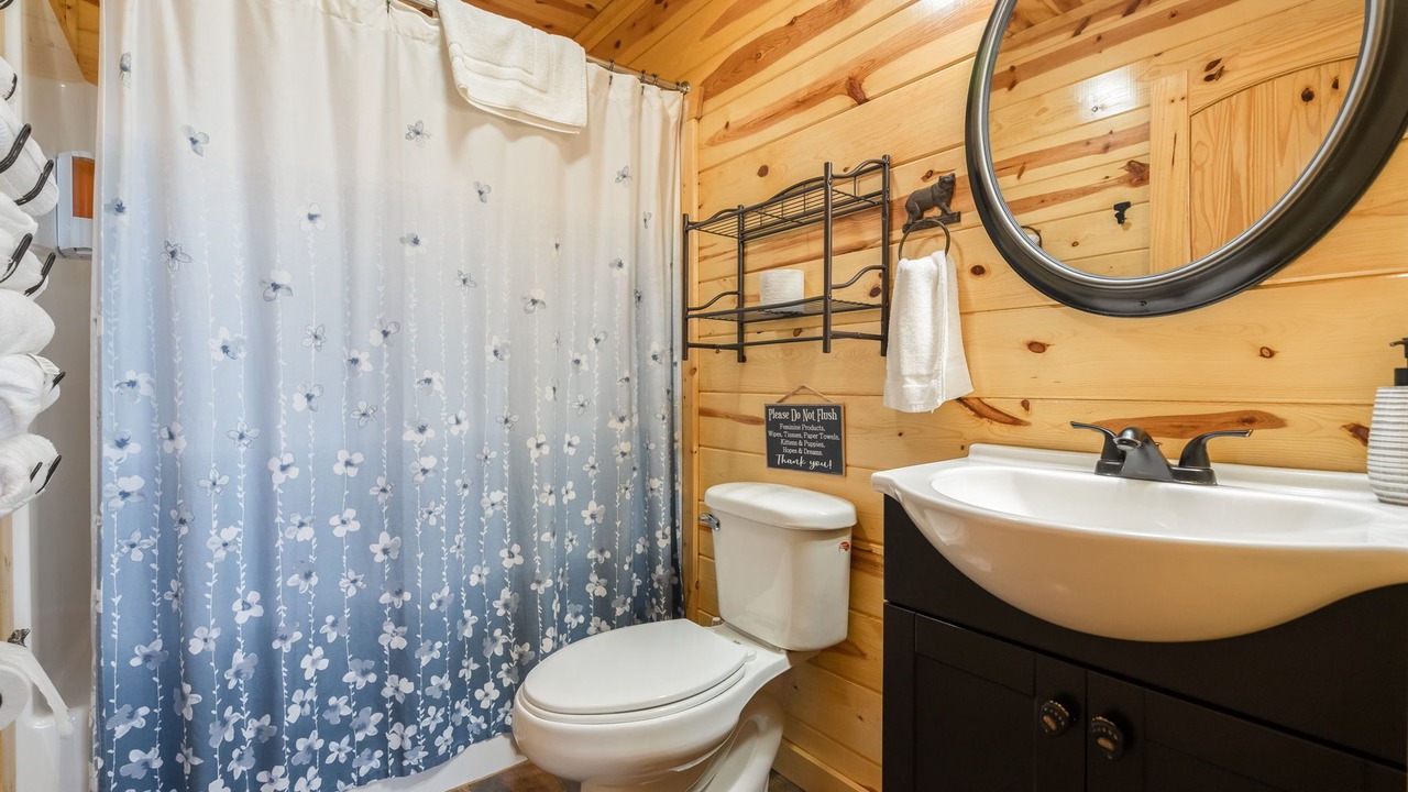 Photo of Bathroom in Frenchburg