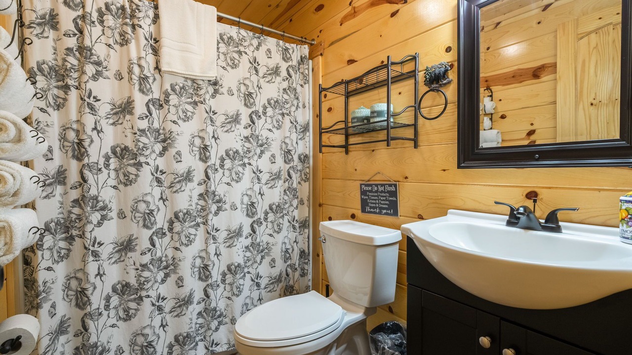 Photo of Bathroom in Frenchburg