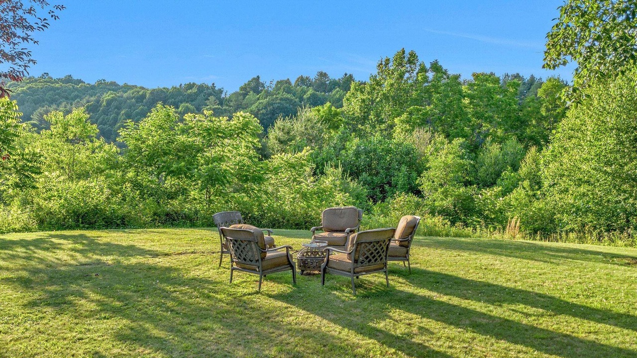 Photo of Outdoor in Lansing