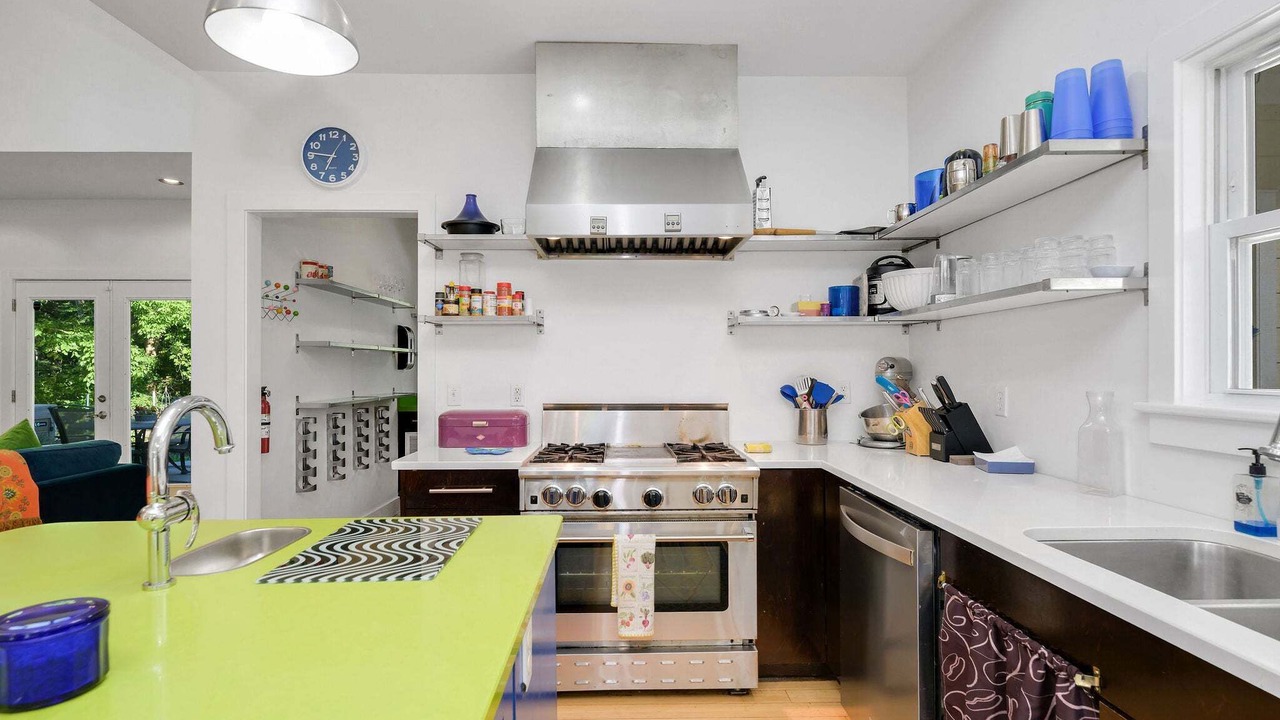 Photo of Kitchen in Lansing