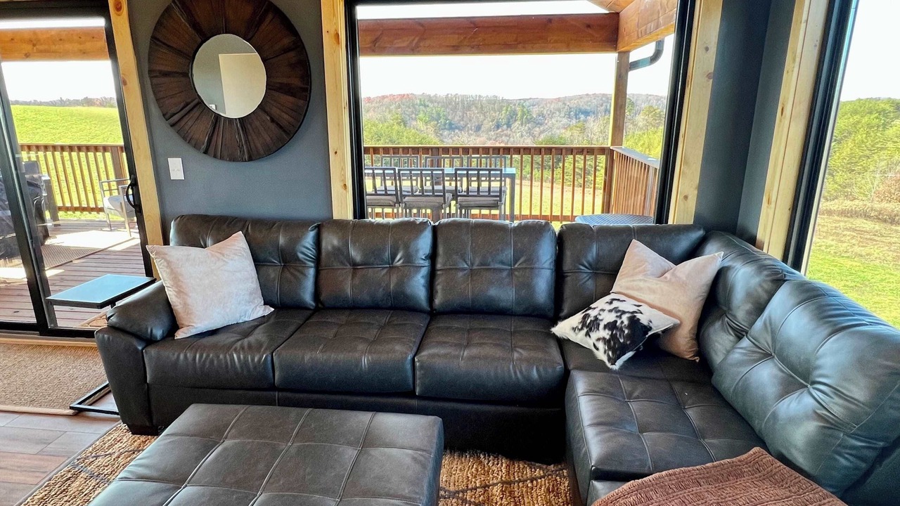 Photo of Livingroom in Rogers