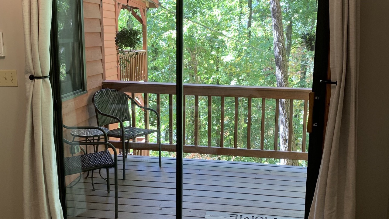 Photo of Bedroom in Swannanoa