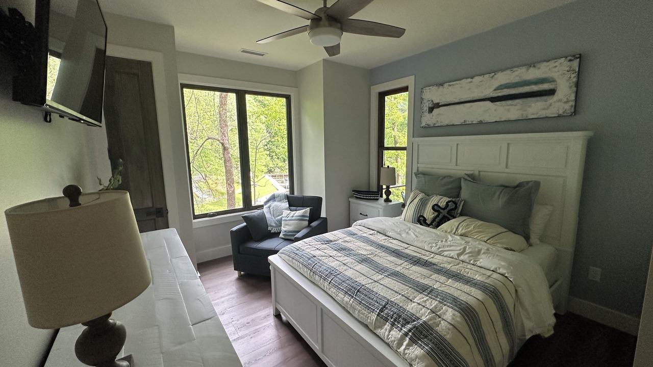 Photo of Bedroom in Lake Lure