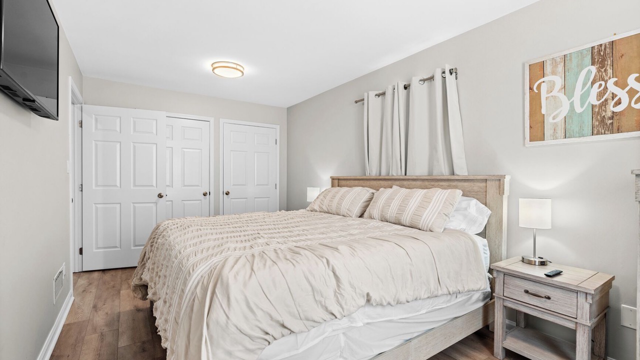 Photo of Bedroom in La Grange