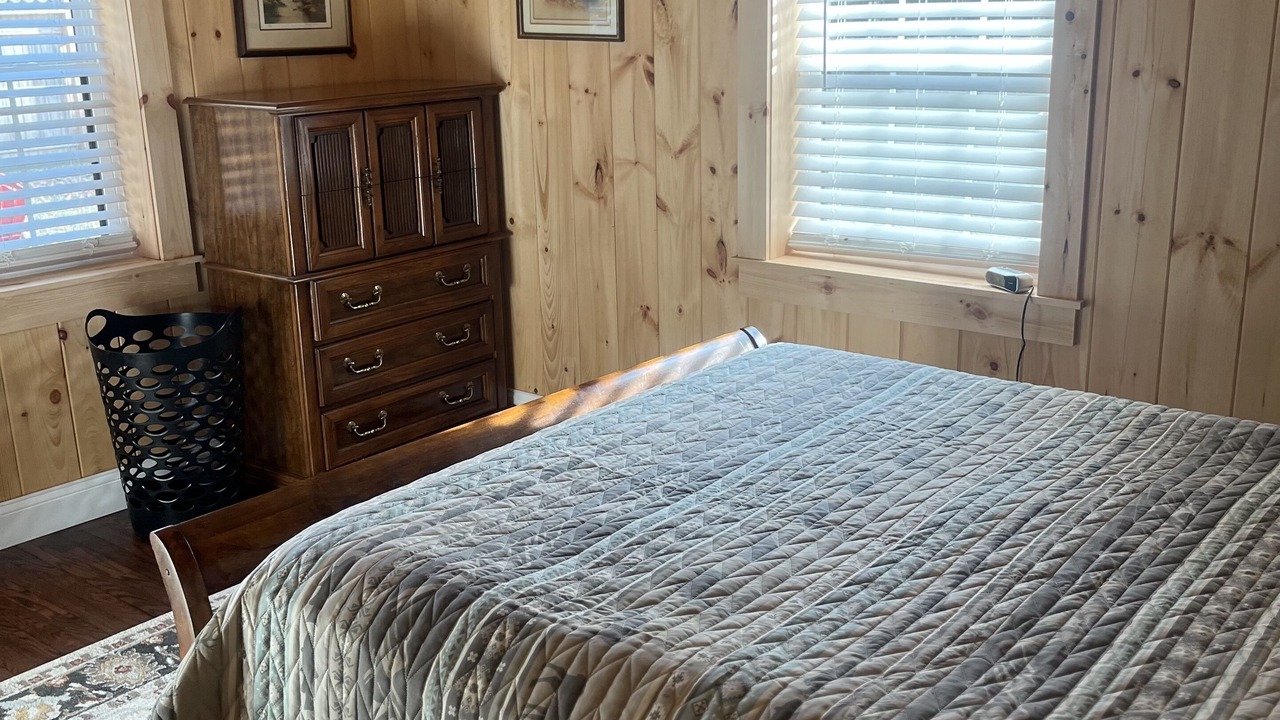 Photo of Bedroom in Mortimer
