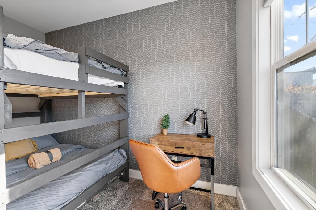 Photo of Bedroom in Swannanoa