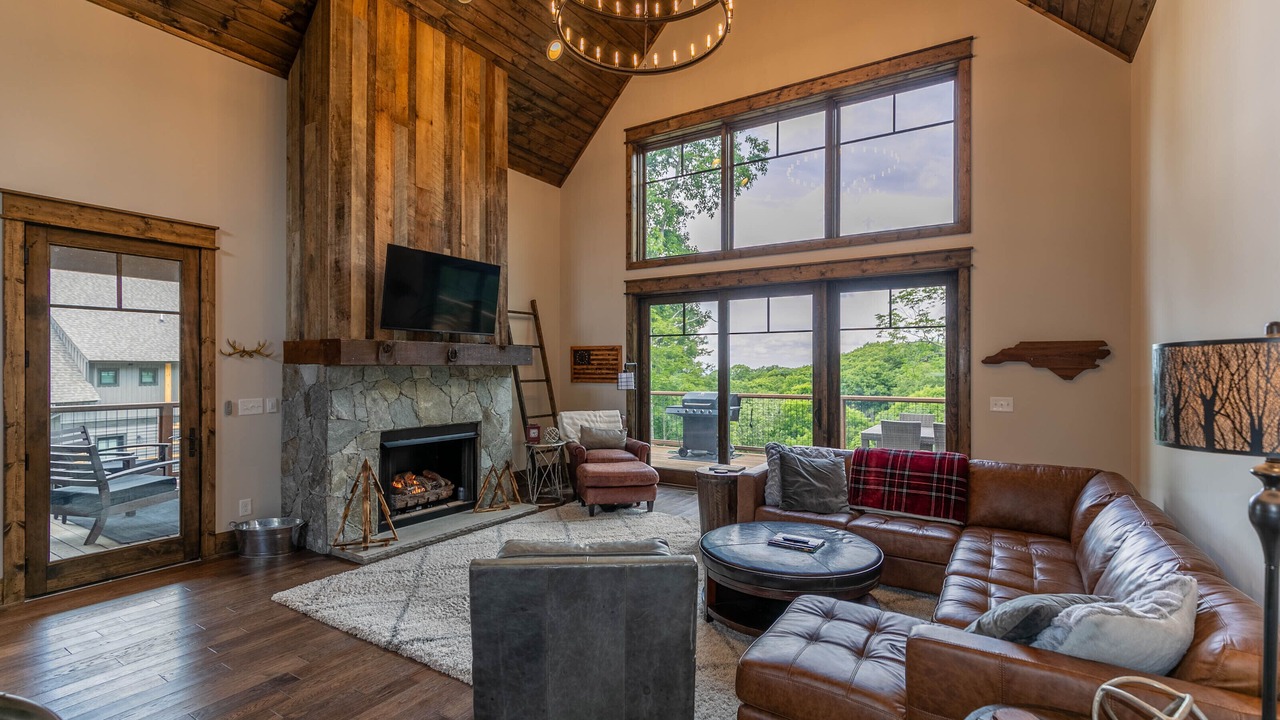Photo of Livingroom in Elk Park