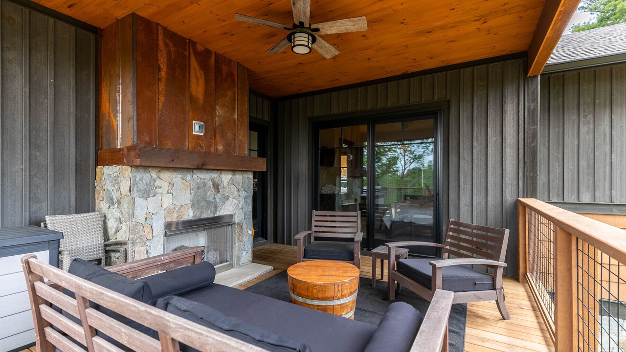 Photo of Patio Balcony in Elk Park