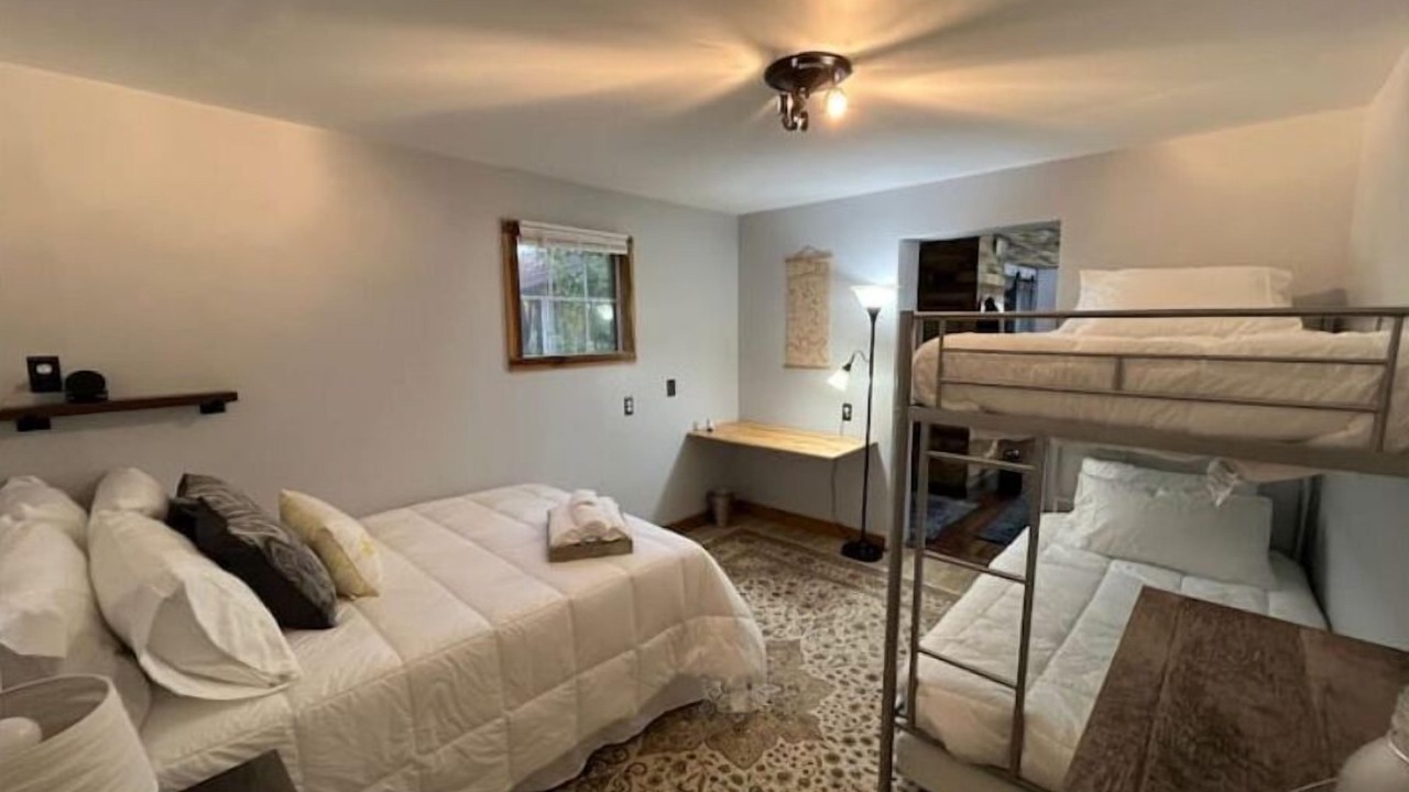 Photo of Bedroom in Green Spring