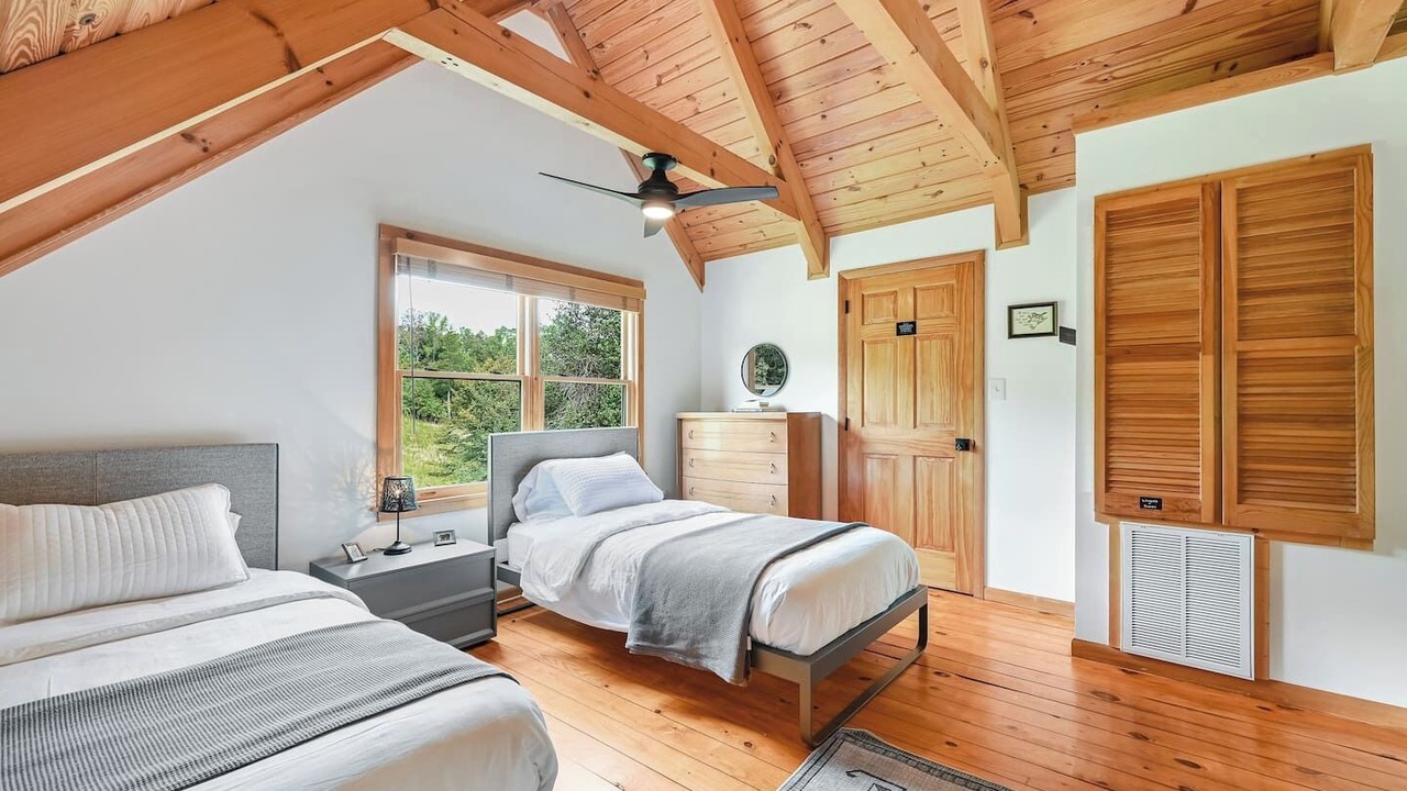 Photo of Bedroom in Tryon
