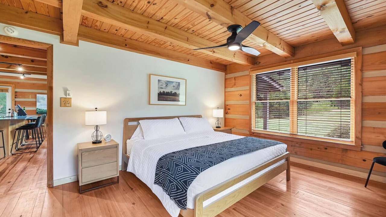 Photo of Bedroom in Tryon