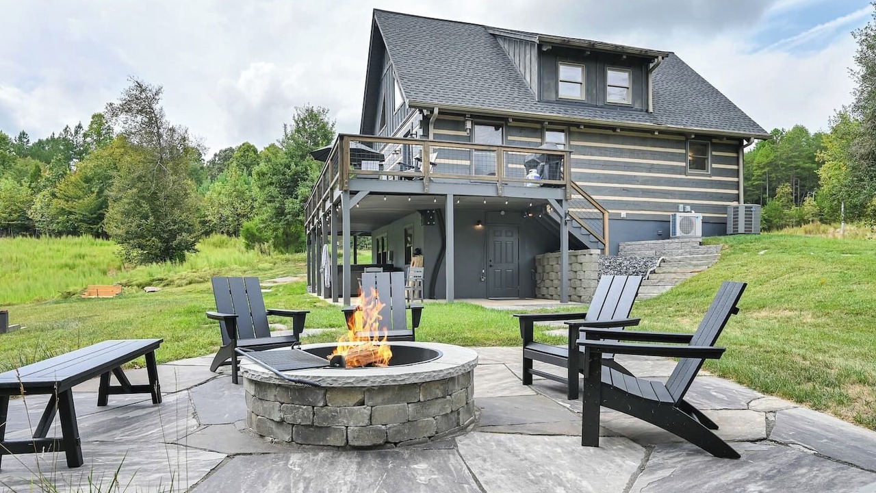Photo of Patio Balcony in Tryon