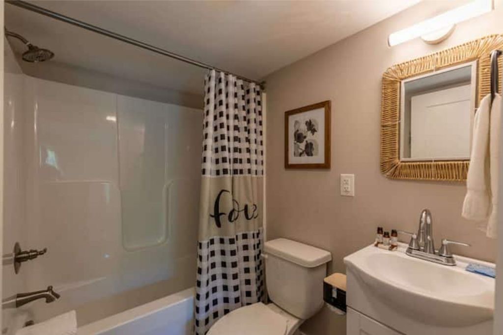 Photo of Bathroom in Elk Park