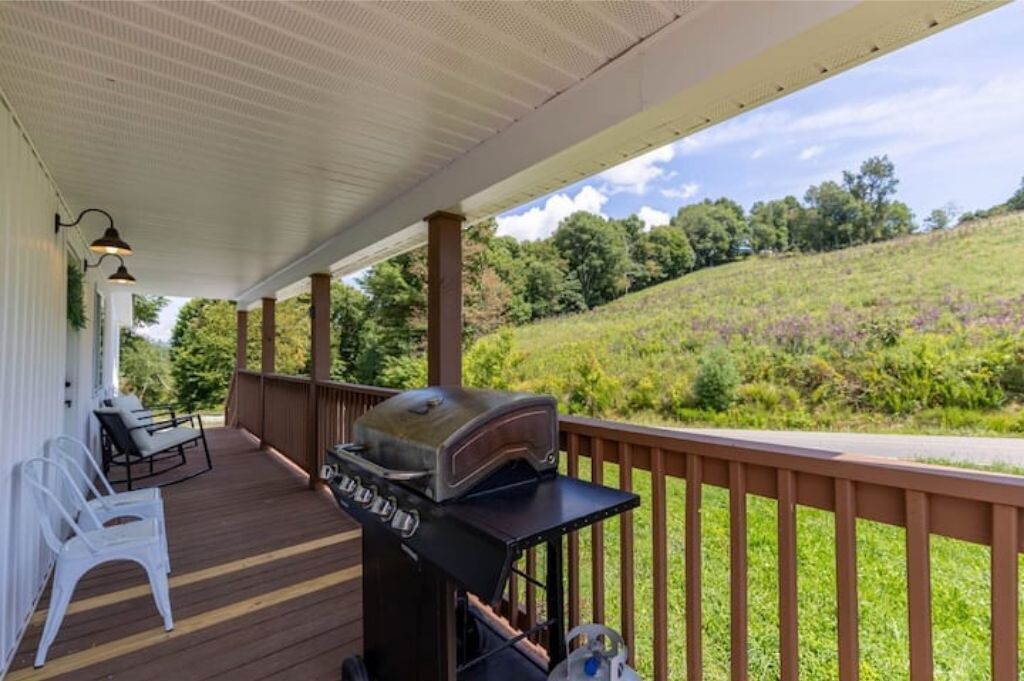 Photo of Outdoor in Elk Park
