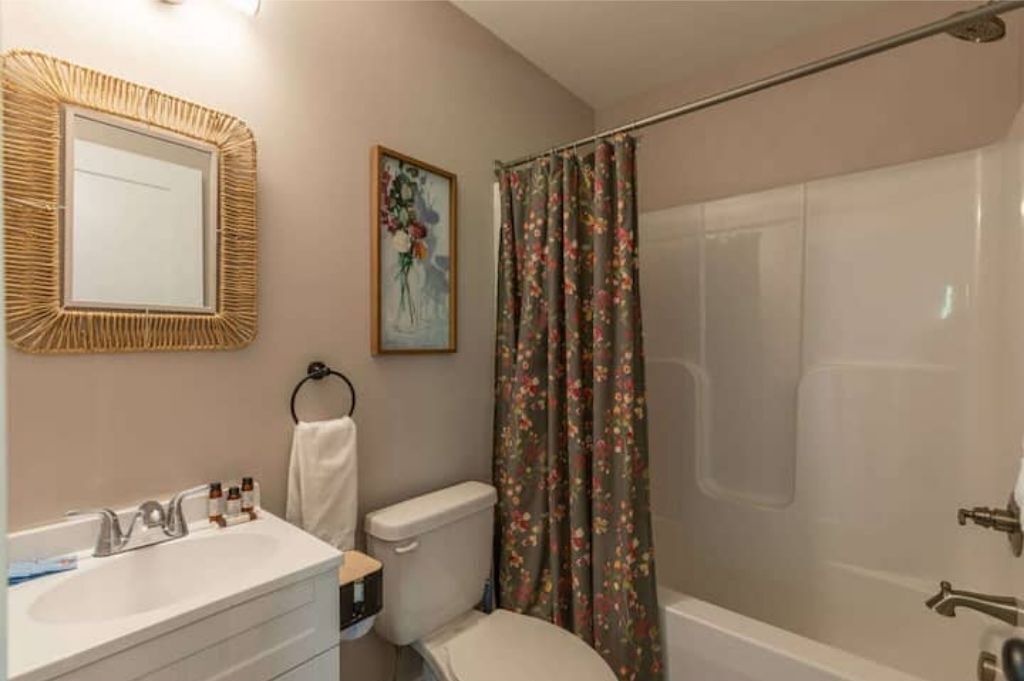 Photo of Bathroom in Elk Park
