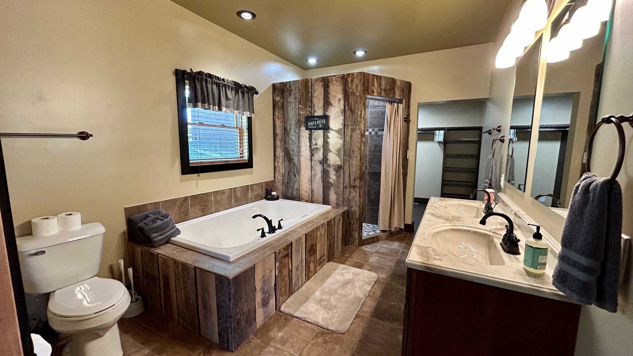 Photo of Bathroom in Campton