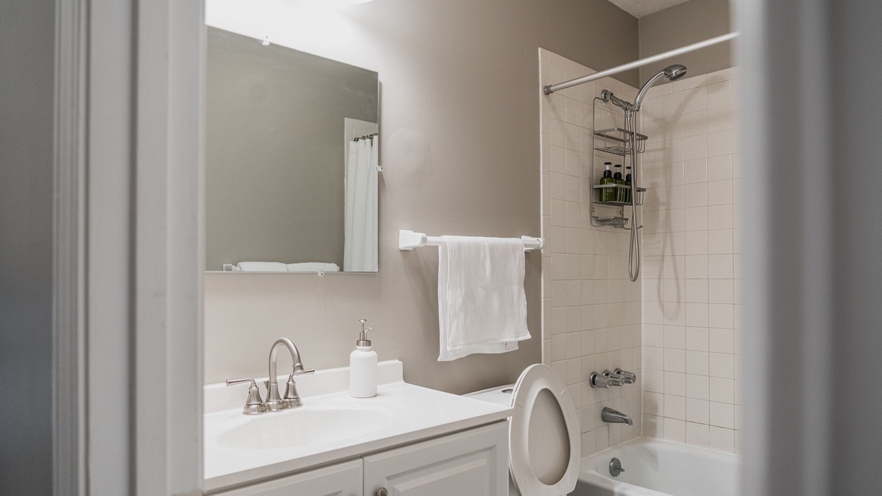 Photo of Bathroom in Shelbyville