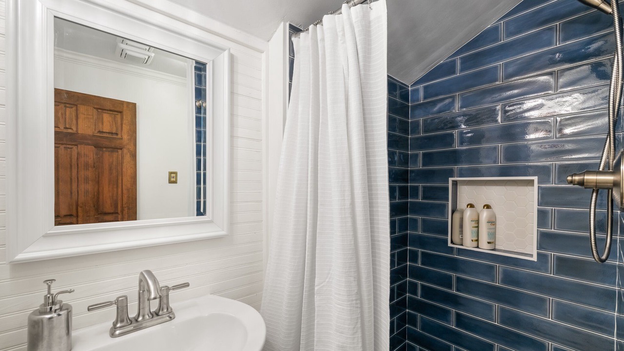 Photo of Bathroom in Weaverville