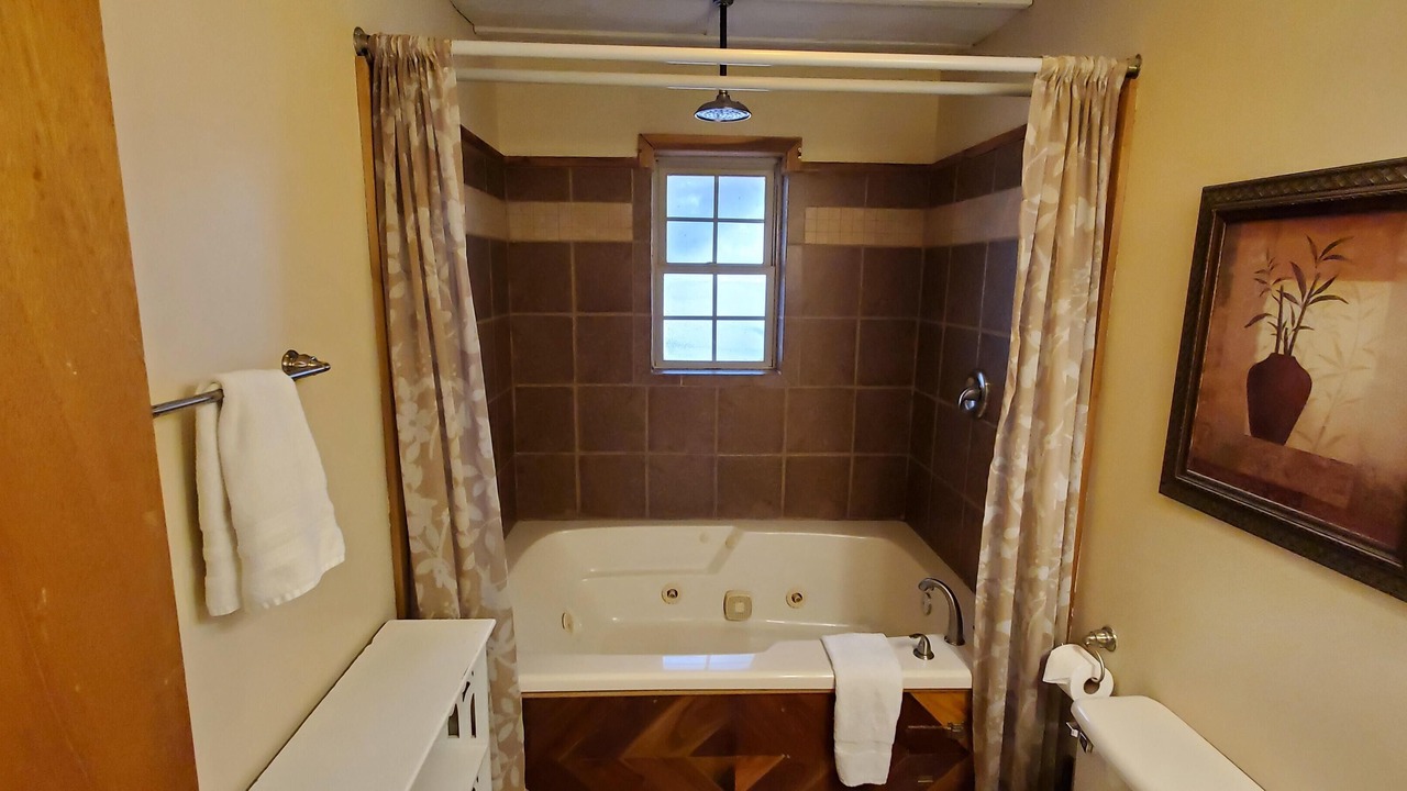 Photo of Bathroom in Zoe