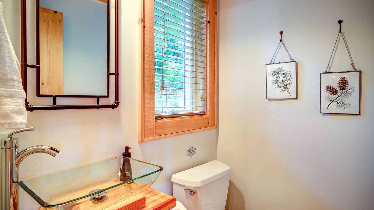 Photo of Bathroom in Blowing Rock