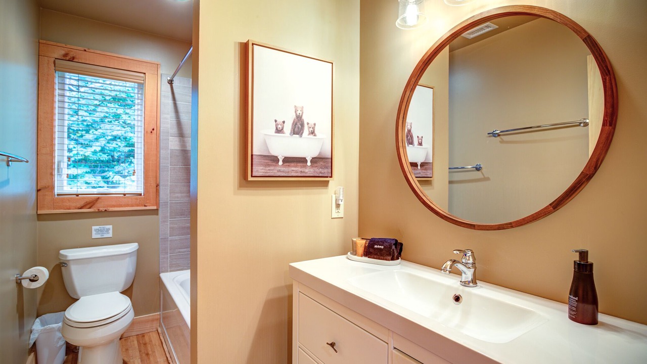Photo of Bathroom in Blowing Rock