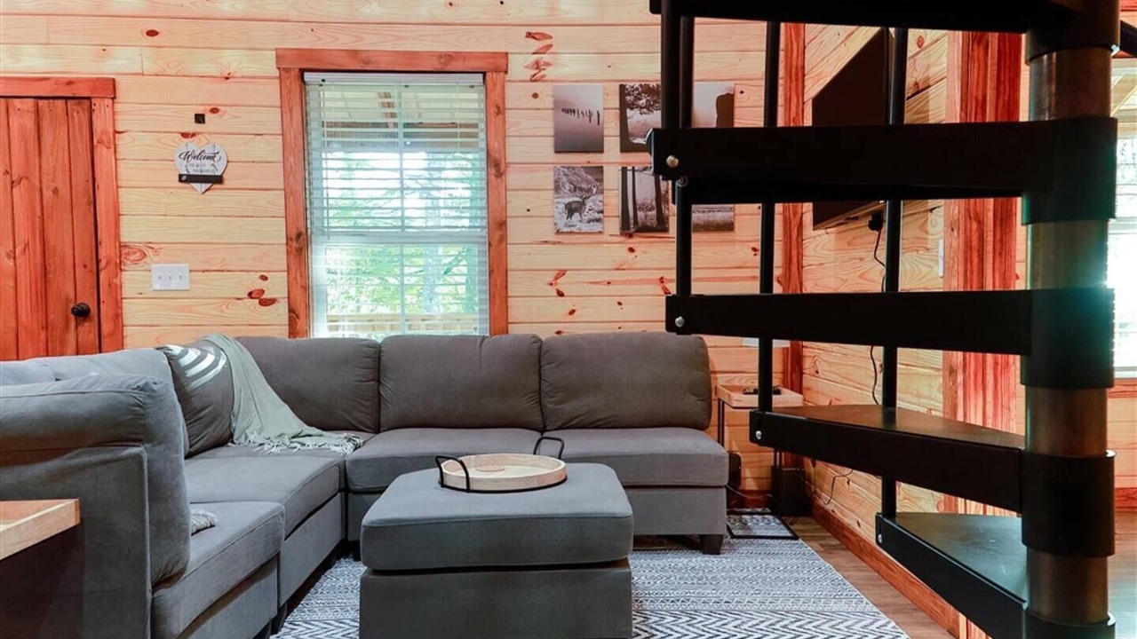 Photo of Livingroom in Rogers