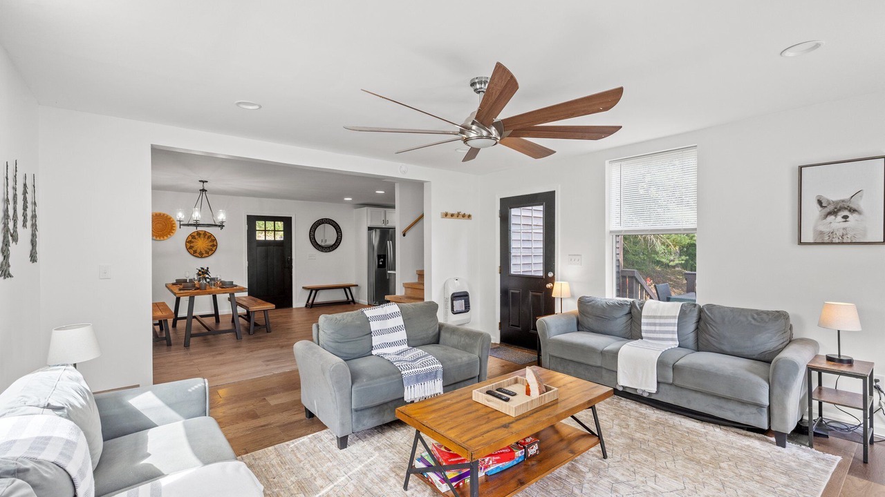 Photo of Livingroom in Campton
