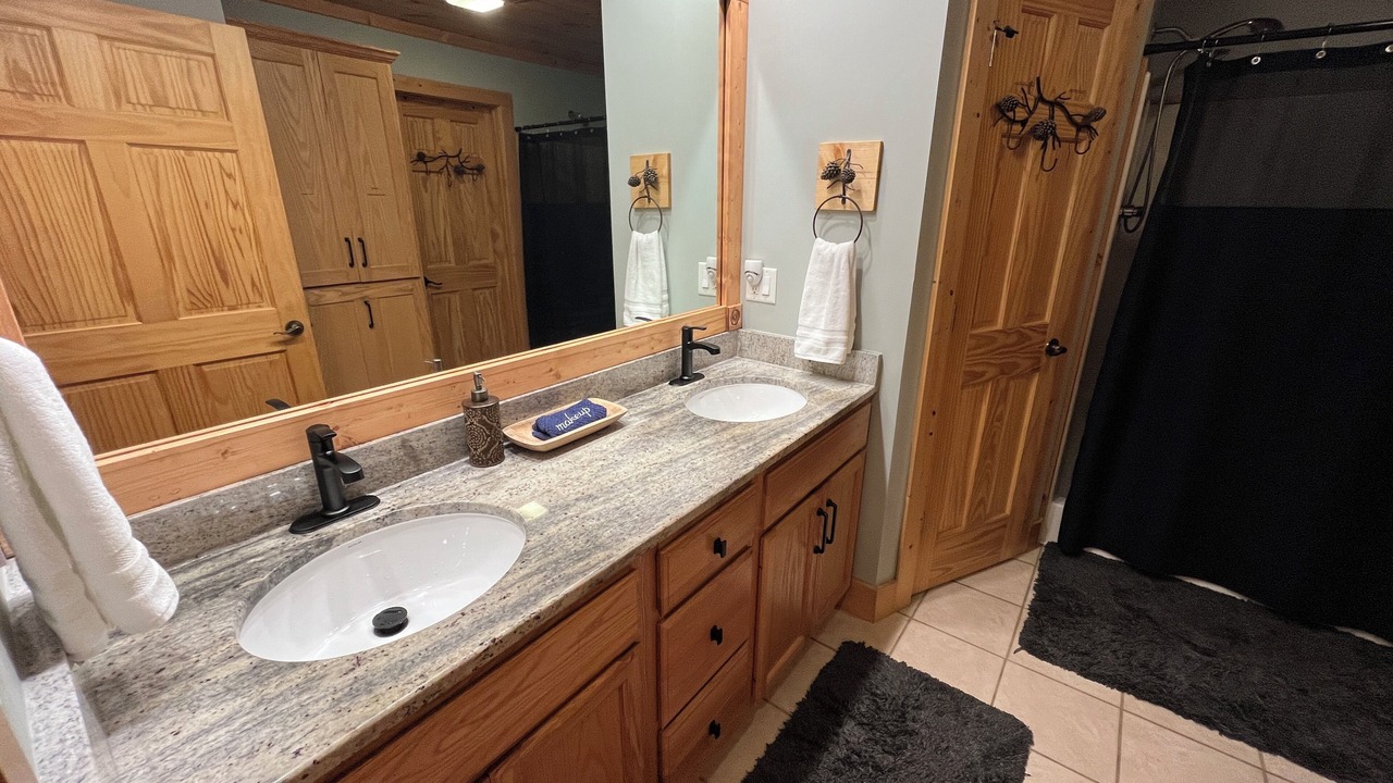 Photo of Bathroom in Wolf Laurel