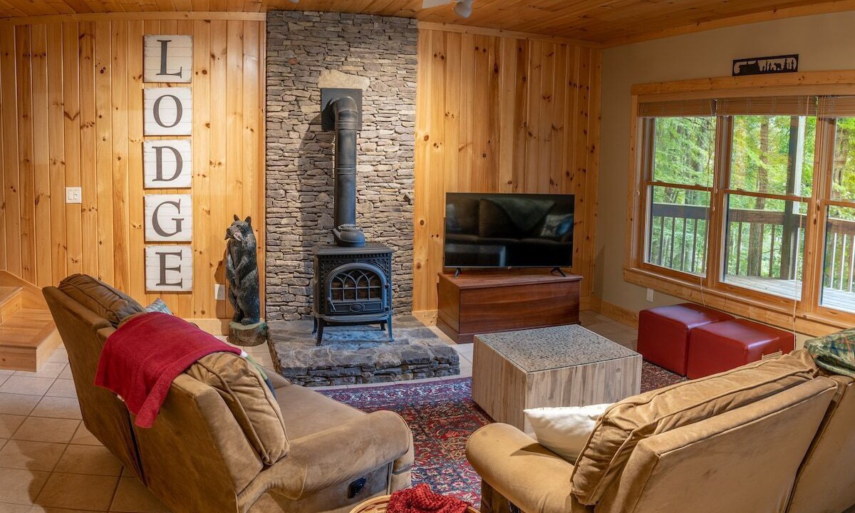 Photo of Bedroom in Wolf Laurel