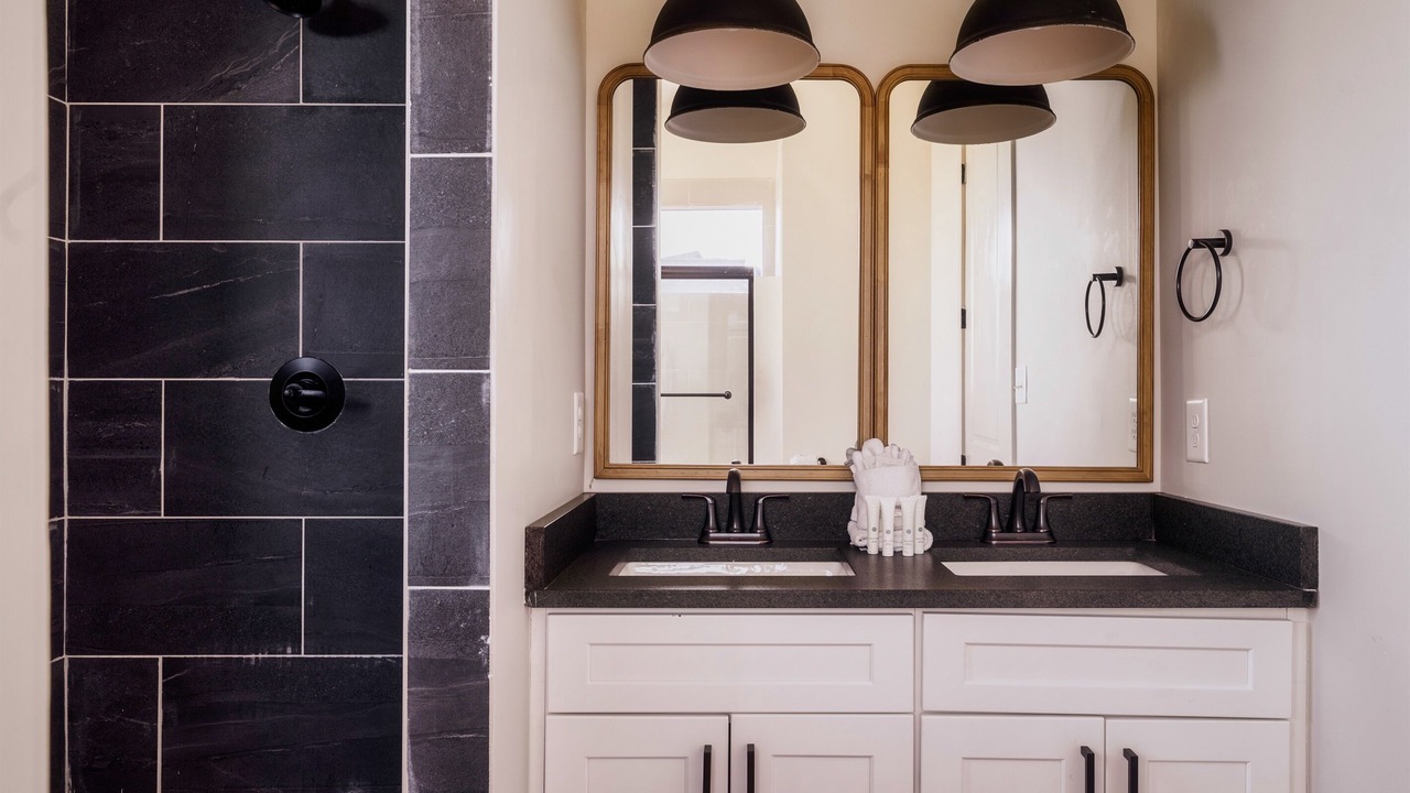 Photo of Bathroom in Chalet Village North