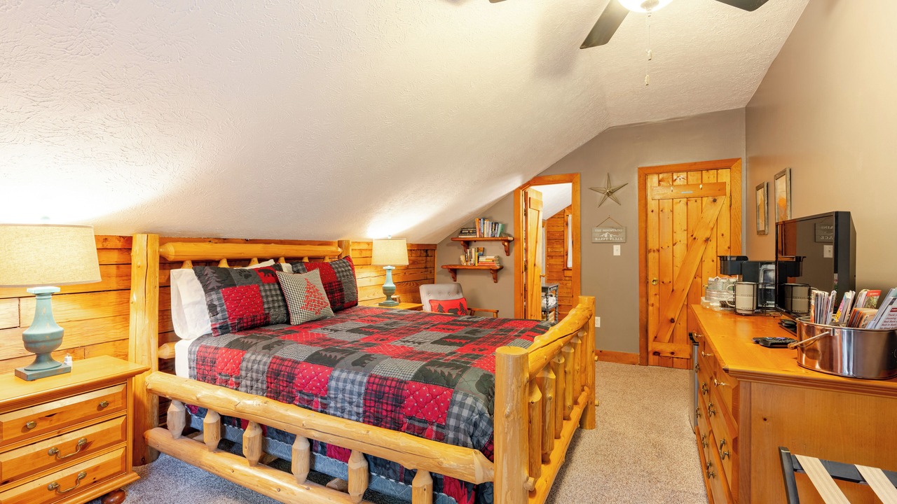 Photo of Bedroom in Asheville