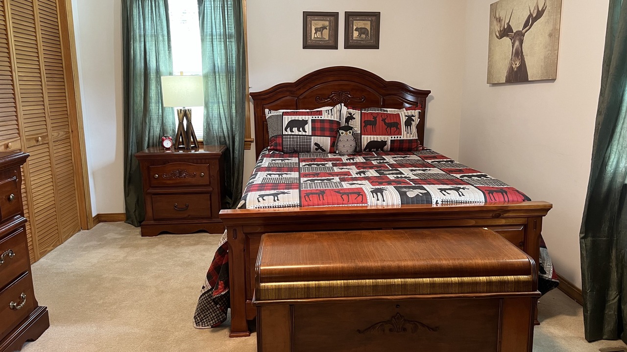 Photo of Bedroom in Butler