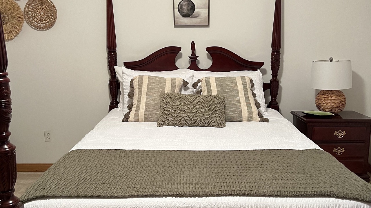 Photo of Bedroom in Butler