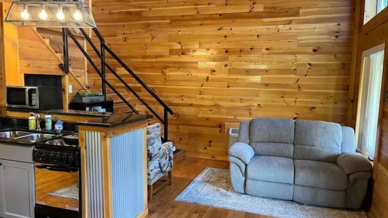 Photo of Livingroom in Campton