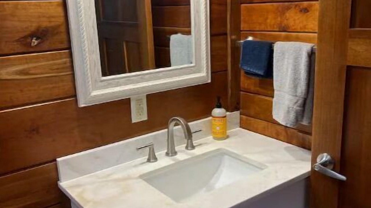 Photo of Bathroom in Campton