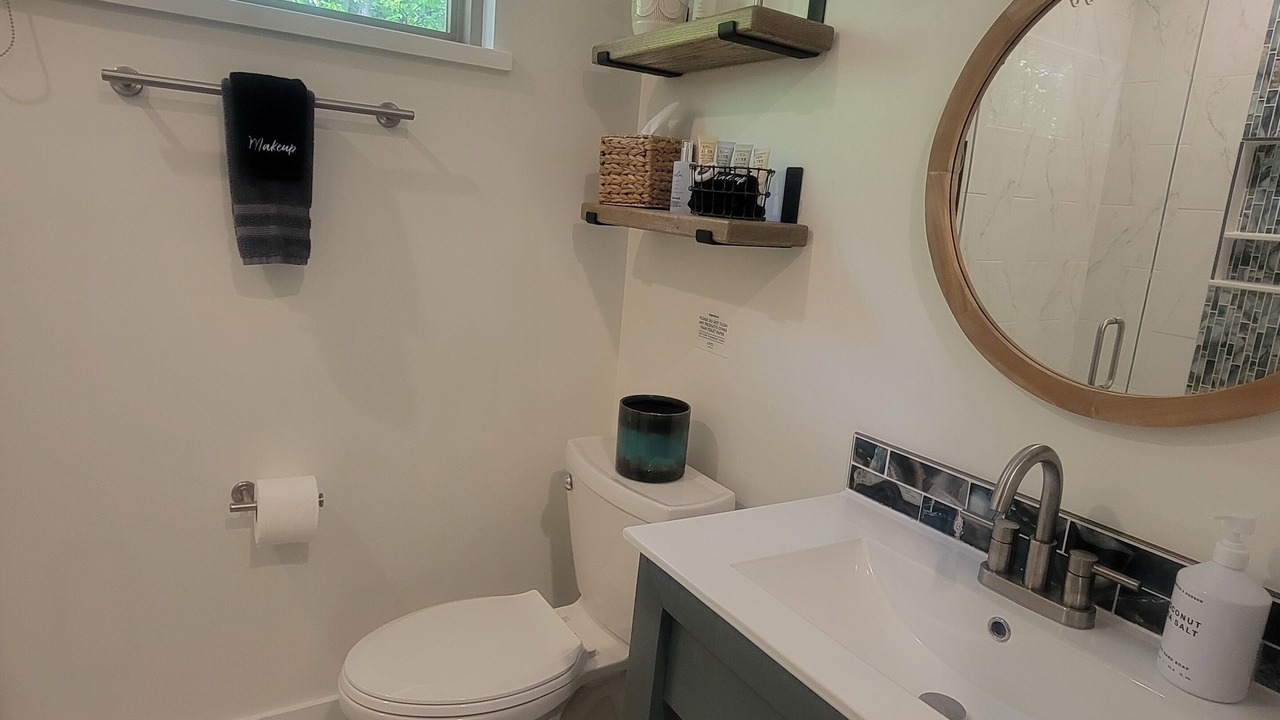 Photo of Bathroom in Rutherfordton