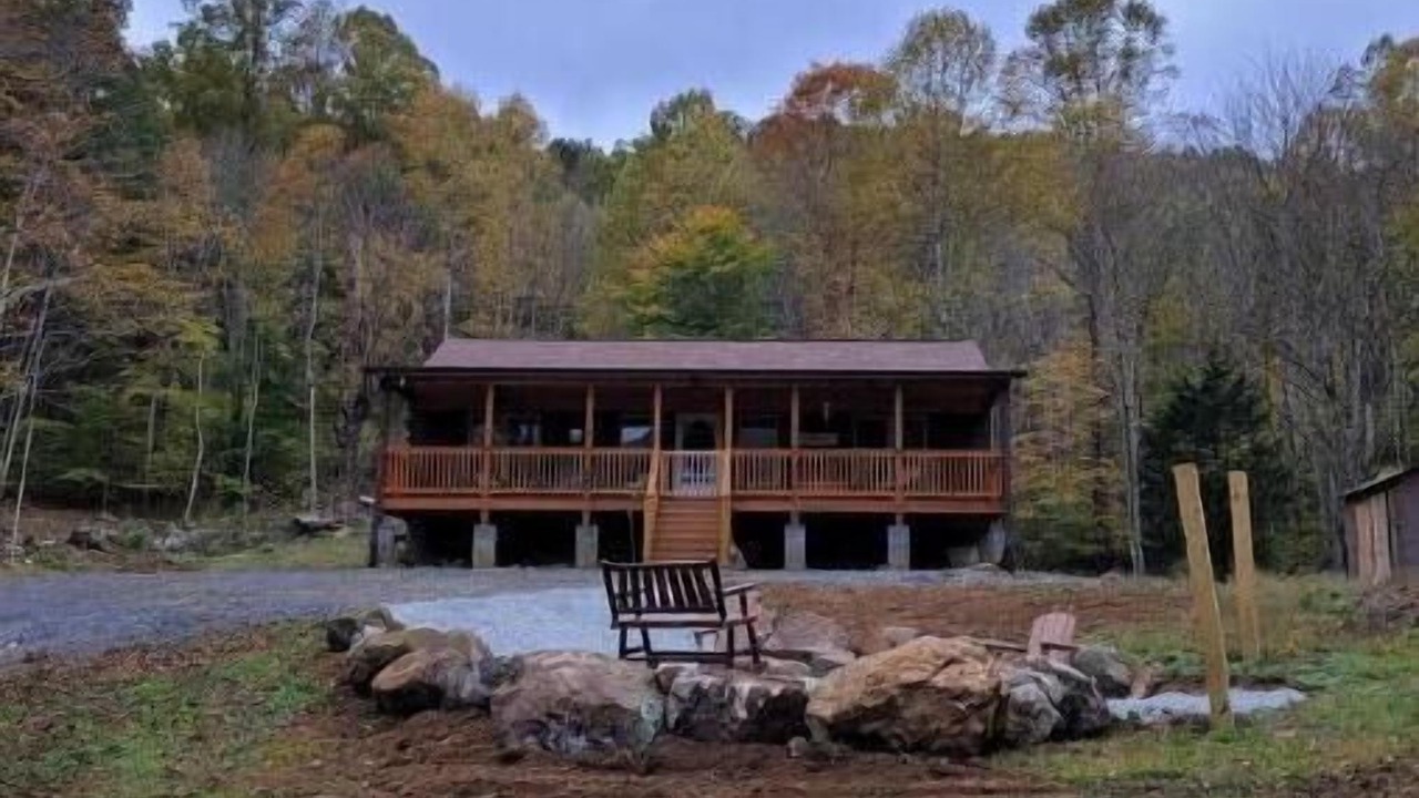 Photo of Outdoor in Bakersville