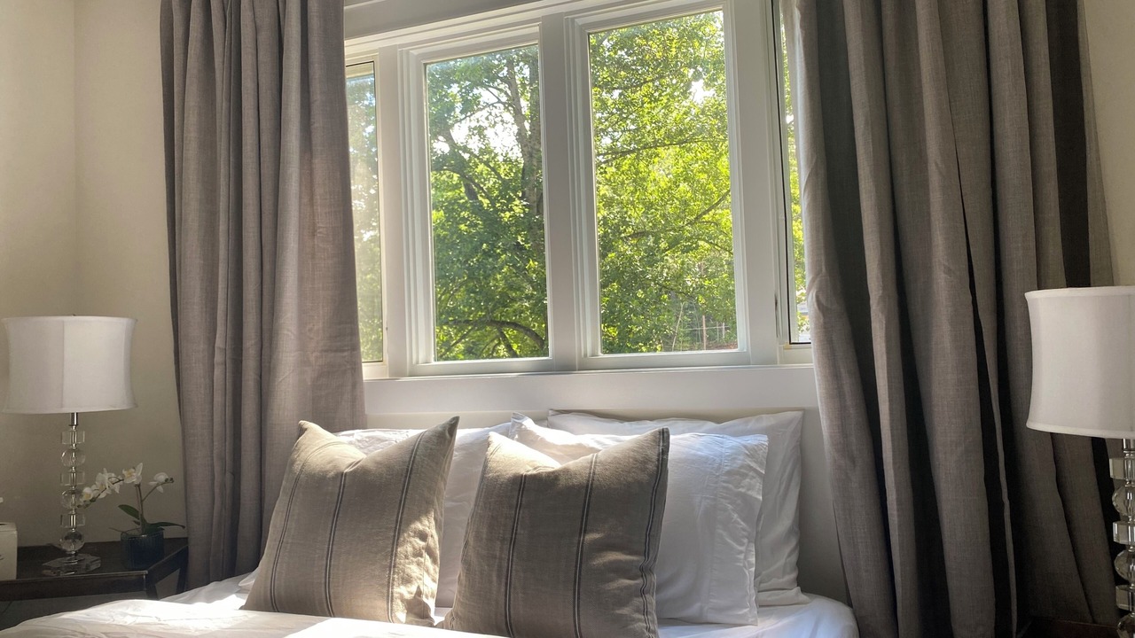 Photo of Bedroom in Black Mountain