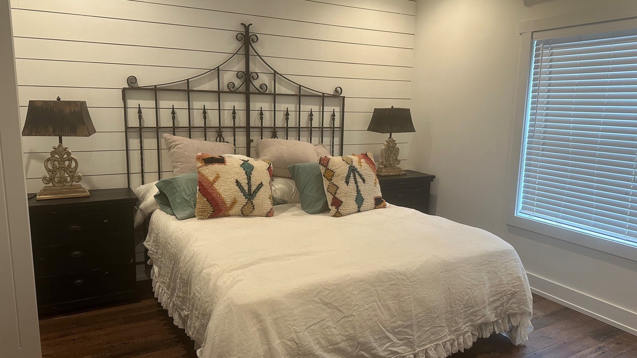 Photo of Bedroom in Falconhurst