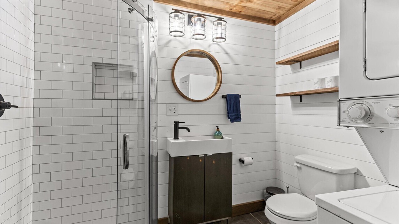 Photo of Bathroom in Saint Helens