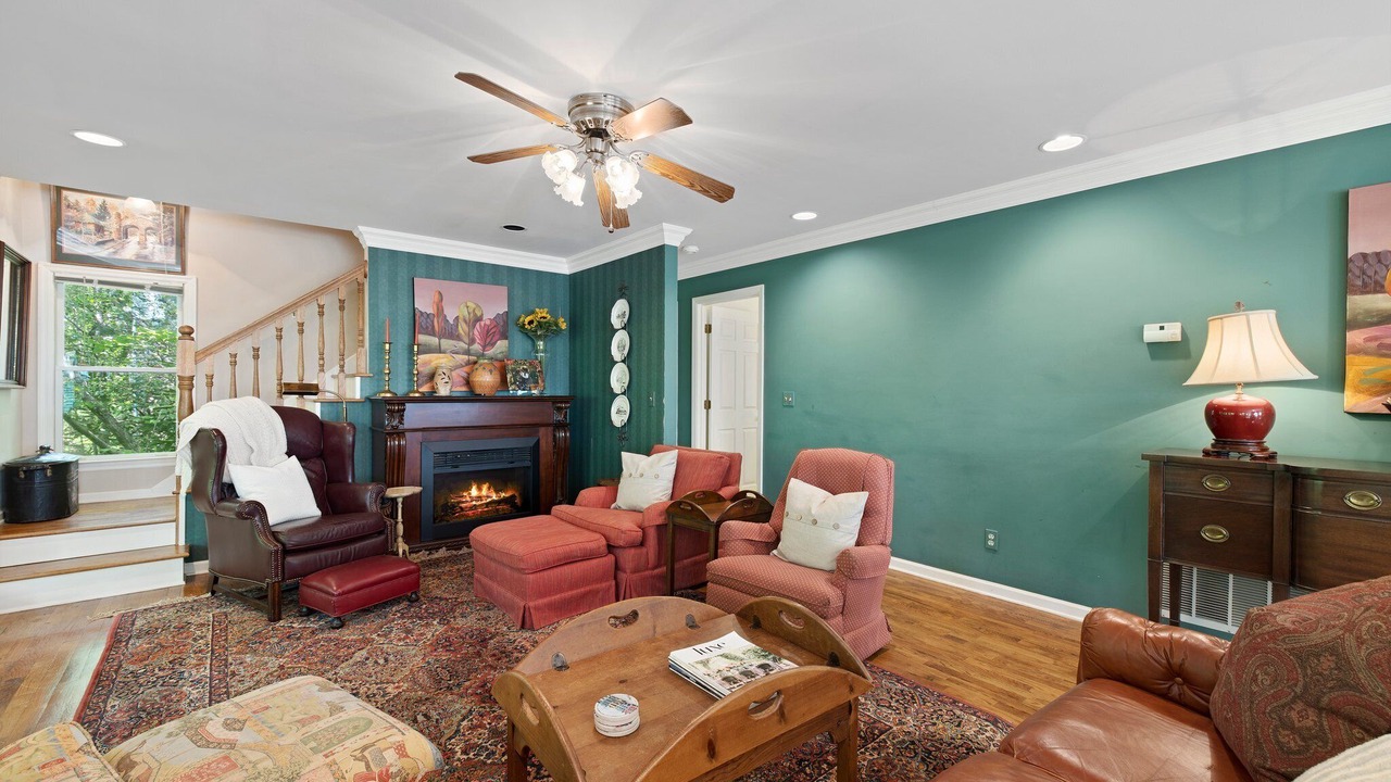 Photo of Livingroom in Black Mountain
