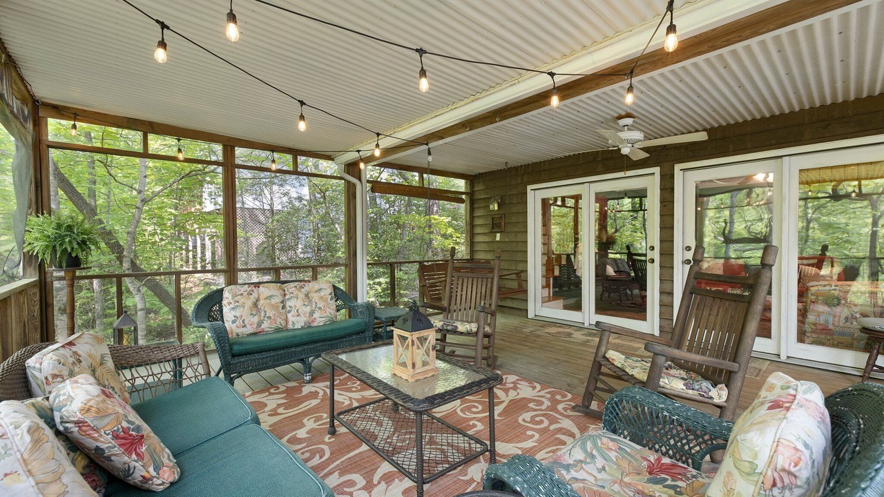 Photo of Patio Balcony in Black Mountain