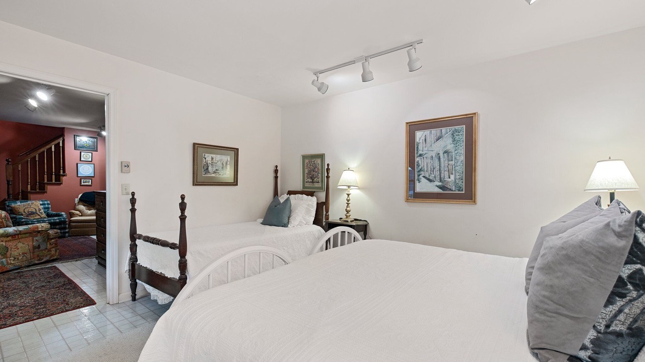 Photo of Bedroom in Black Mountain