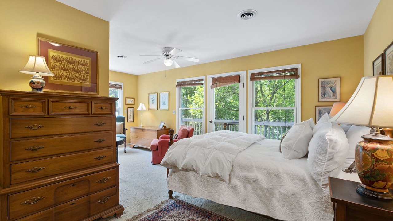 Photo of Bedroom in Black Mountain