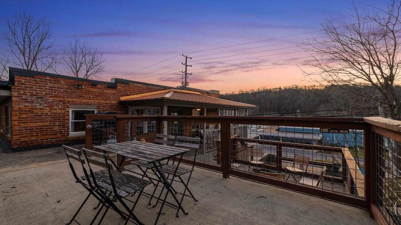 Photo of Outdoor in Woodfin